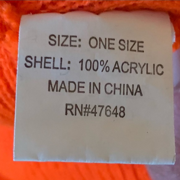 Winter Skull Caps, Four Caps Total, One Size Fits Most - Picture 6 of 9